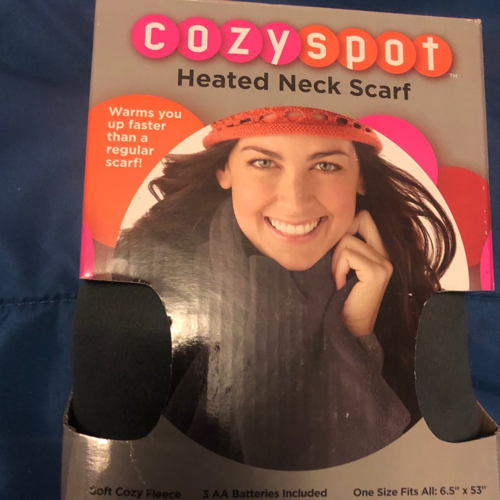Heated scarf